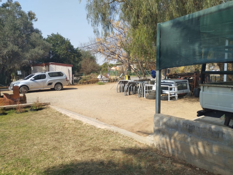 6 Bedroom Property for Sale in Boshof Free State